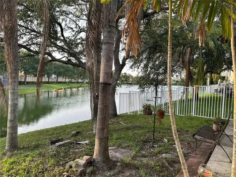 4957 SW 153rd Avenue Davie FL 33331