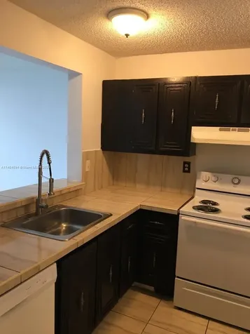 496 NW 165th Street Road Miami FL 33169