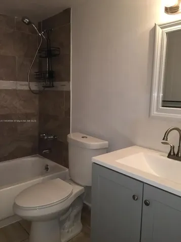 496 NW 165th Street Road Miami FL 33169