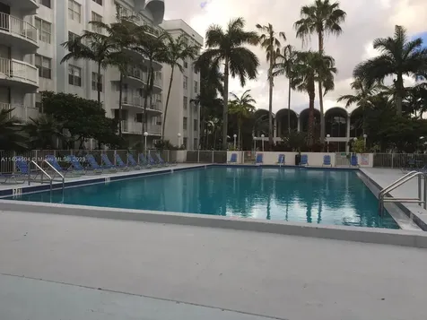 496 NW 165th Street Road Miami FL 33169