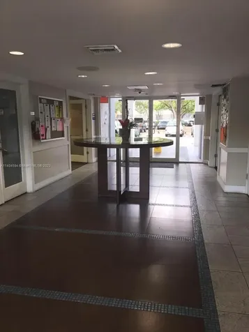 496 NW 165th Street Road Miami FL 33169