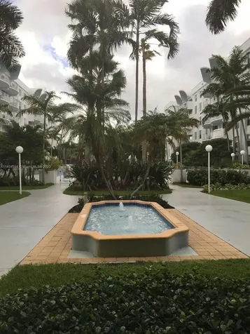 496 NW 165th Street Road Miami FL 33169