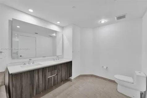 488 NE 18th Street Miami FL 33132
