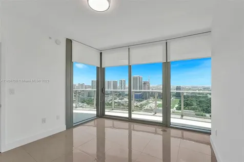 488 NE 18th Street Miami FL 33132