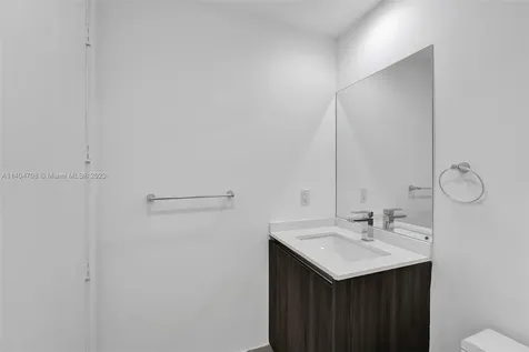 488 NE 18th Street Miami FL 33132