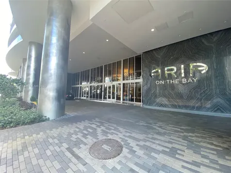 488 NE 18th Street Miami FL 33132