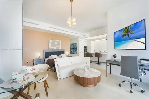 3315 Collins Avenue Miami Beach FL 33140