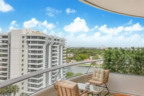 3315 Collins Avenue Miami Beach FL 33140
