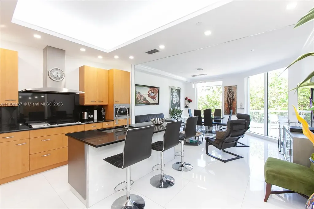 6000 Island Boulevard Aventura FL 33160