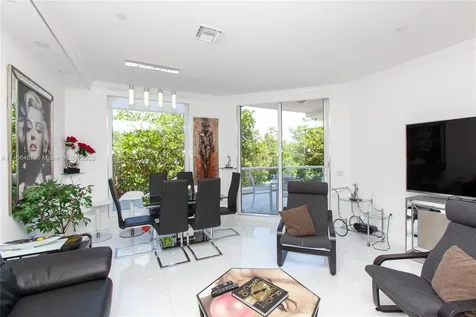 6000 Island Boulevard Aventura FL 33160