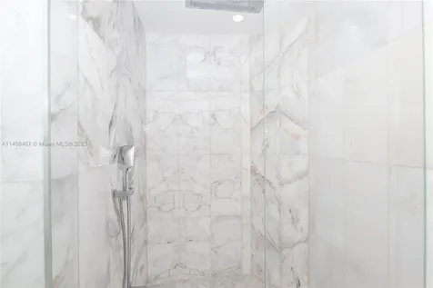 6000 Island Boulevard Aventura FL 33160