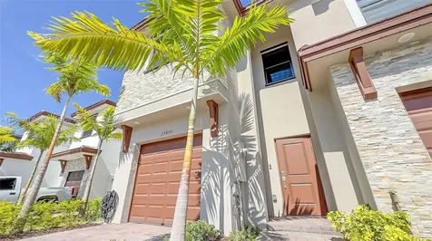 25490 SW 108th Court Homestead FL 33032