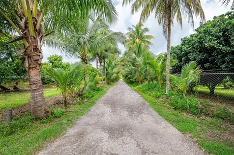 24350 SW 182nd Avenue Miami FL 33031