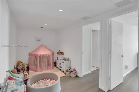 3131 NE 7th Avenue Miami FL 33137