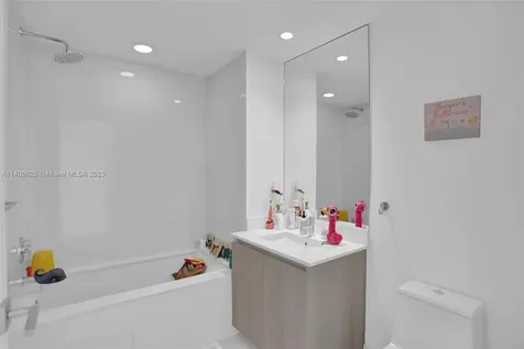 3131 NE 7th Avenue Miami FL 33137