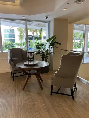 100 Lincoln Road Miami Beach FL 33139