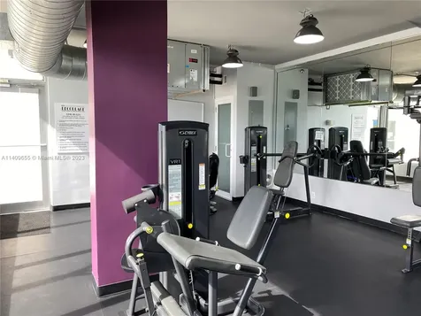 100 Lincoln Road Miami Beach FL 33139
