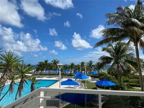 100 Lincoln Road Miami Beach FL 33139