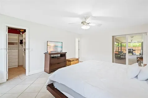 7601 NW 12th Court Plantation FL 33322