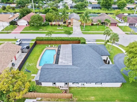 7601 NW 12th Court Plantation FL 33322