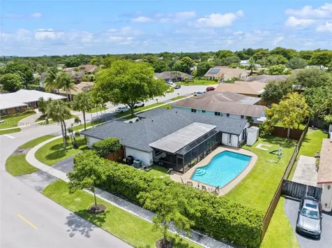 7601 NW 12th Court Plantation FL 33322