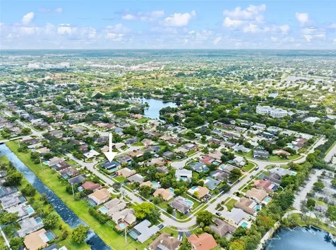 7601 NW 12th Court Plantation FL 33322