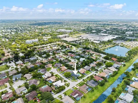 7601 NW 12th Court Plantation FL 33322