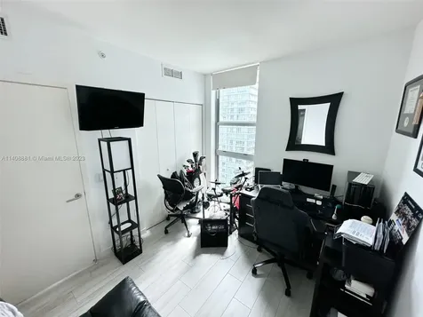 1100 S Miami Avenue Miami FL 33130