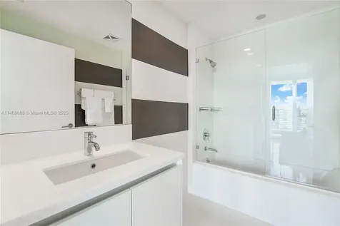 1445 16th Street Miami Beach FL 33139