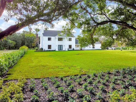 18090 SW 52nd Court Southwest Ranches FL 33331