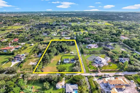 18090 SW 52nd Court Southwest Ranches FL 33331