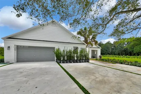 18090 SW 52nd Court Southwest Ranches FL 33331