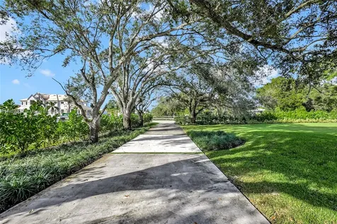 18090 SW 52nd Court Southwest Ranches FL 33331