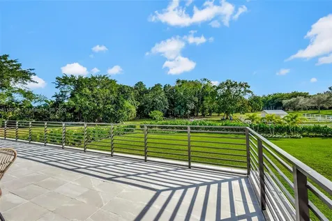 18090 SW 52nd Court Southwest Ranches FL 33331
