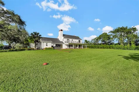 18090 SW 52nd Court Southwest Ranches FL 33331