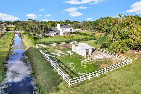 18090 SW 52nd Court Southwest Ranches FL 33331