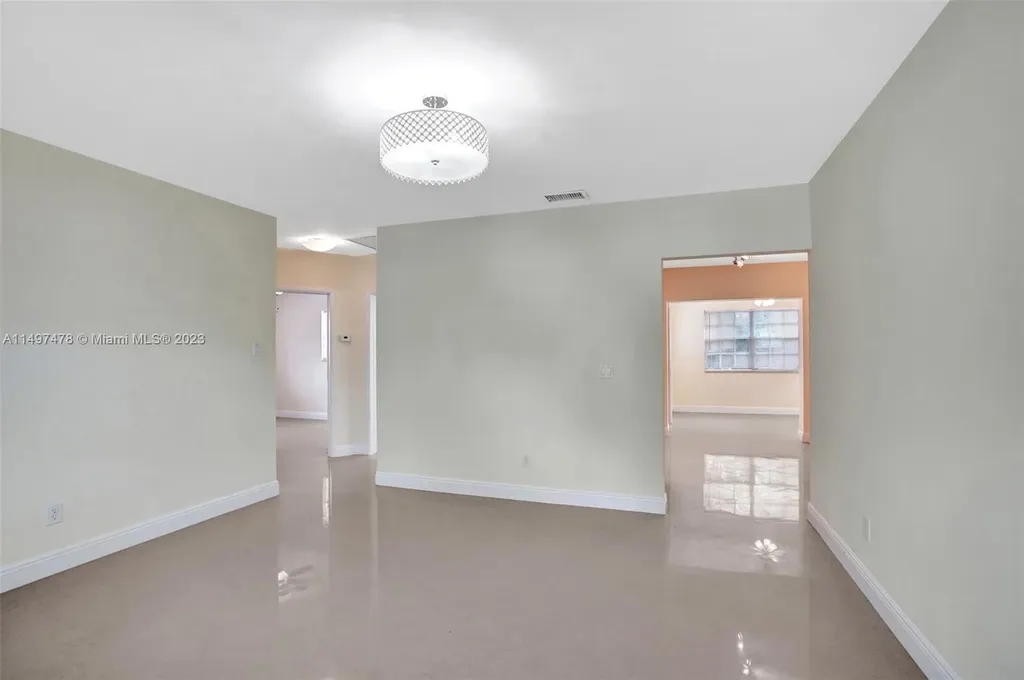 210 N 72nd Avenue Hollywood FL 33024