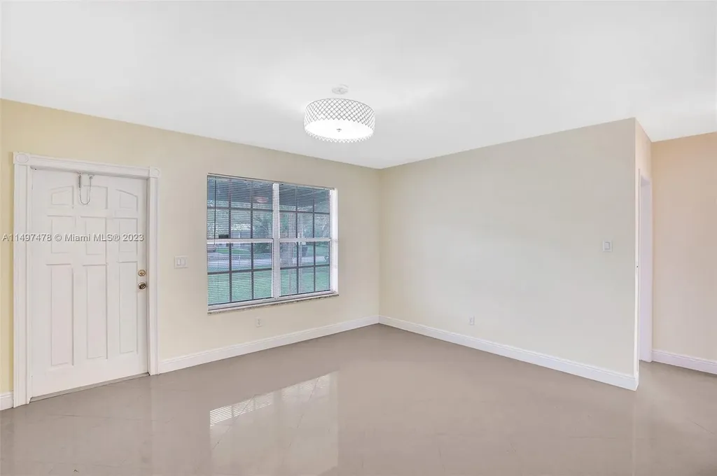 210 N 72nd Avenue Hollywood FL 33024