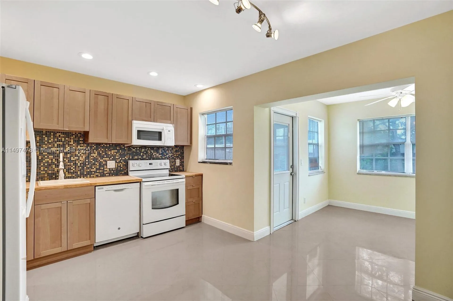 210 N 72nd Avenue Hollywood FL 33024