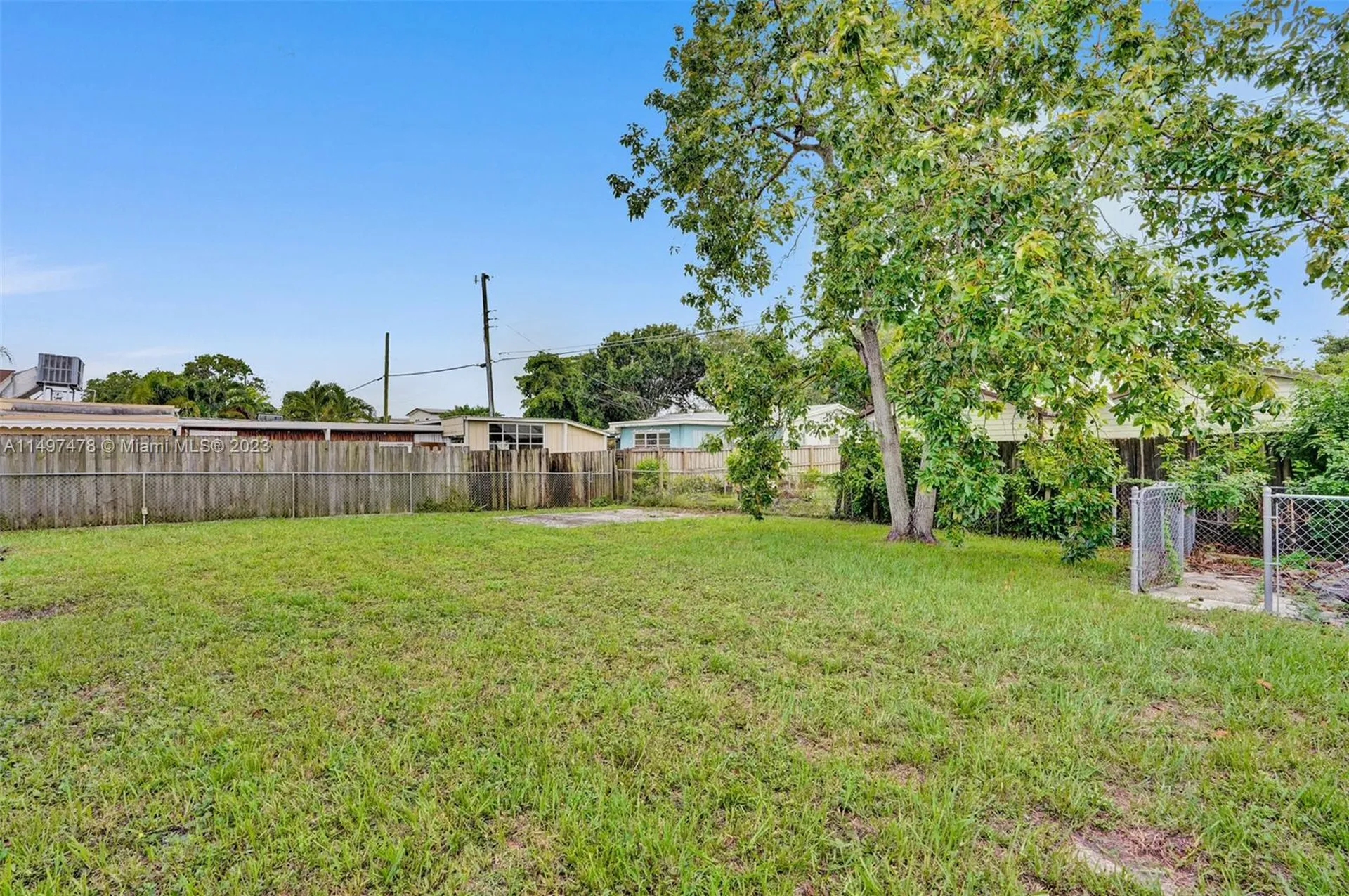 210 N 72nd Avenue Hollywood FL 33024