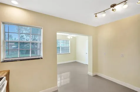 210 N 72nd Avenue Hollywood FL 33024