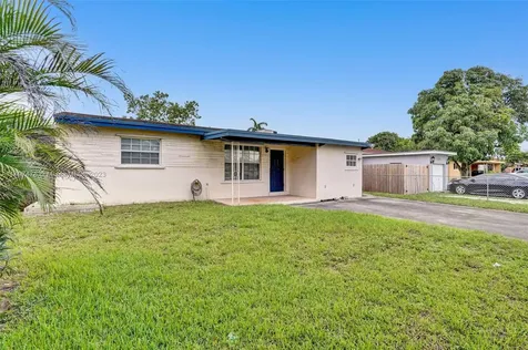 210 N 72nd Avenue Hollywood FL 33024