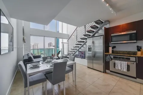 41 SE 5th Street Miami FL 33131