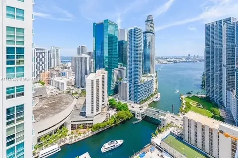 41 SE 5th Street Miami FL 33131