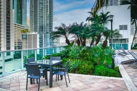 41 SE 5th Street Miami FL 33131