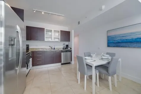 41 SE 5th Street Miami FL 33131