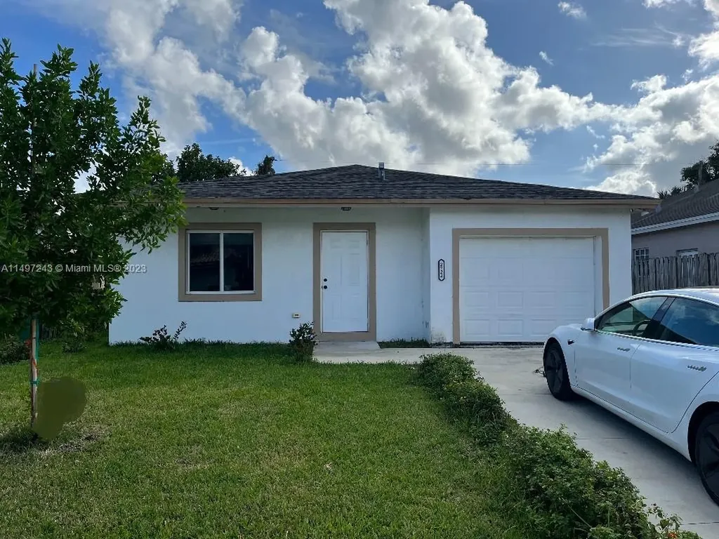 2722 NW 8th Street Fort Lauderdale FL 33311
