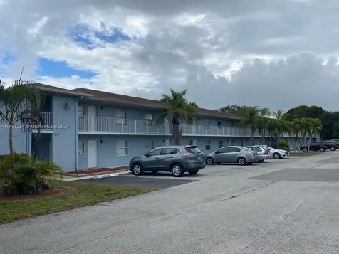 617 Ixoria Avenue Fort Pierce FL 34982