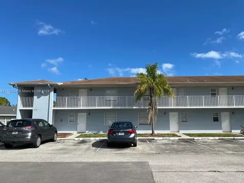 617 Ixoria Avenue Fort Pierce FL 34982