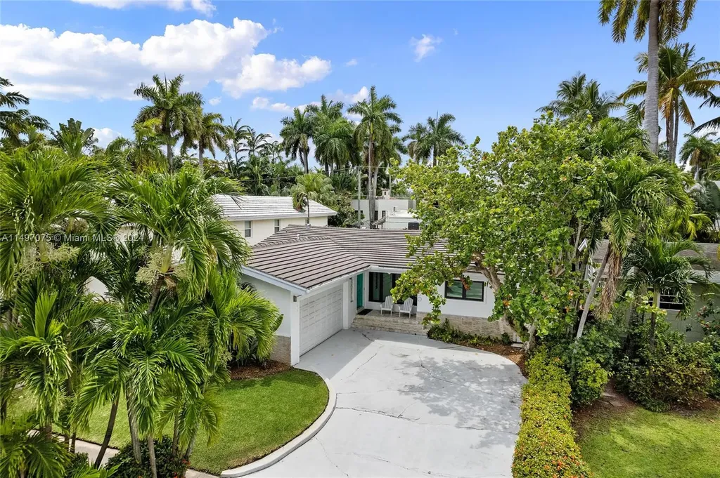 3530 E Fairview Street Miami FL 33133